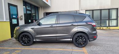 Ford Kuga ST-Line 2.0 150cv 4x4 AWD