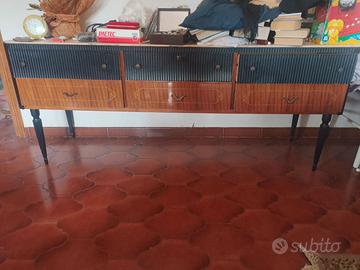 Comò e comodini anni 50/60