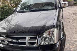 isuzu dmax 3.0 cambio manuale 