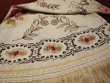 Copritavolo tondo vintage 