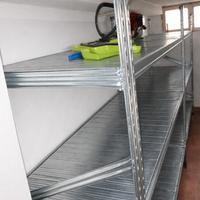 Scaffalature ad incastro per garage o cantina
