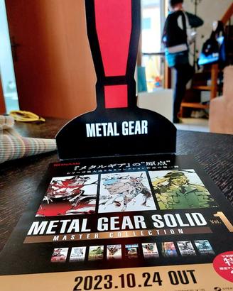 Stand Pop e Flyer Metal Gear Solid Collection