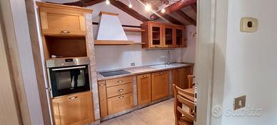 Mobili cucina in legno semi nuova