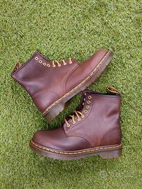 Dr. Martens Crazy Horse n.37  Brown 