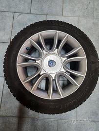 Pneumatici invernali 205/55-16 + cerchi