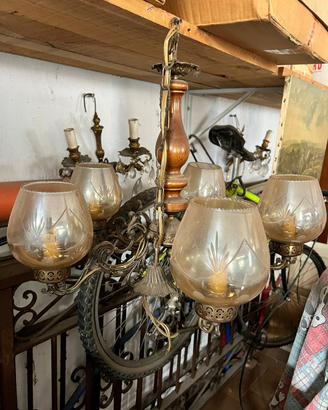 Lampadario d’epoca in vetro