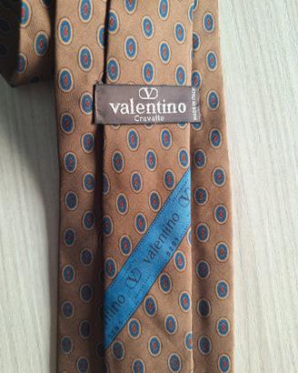 Cravatta Valentino Marrone vintage in pura seta 