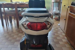 motorino scooter Peugeot  50cc Kisbee 2024