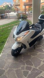 Honda Forza 300
