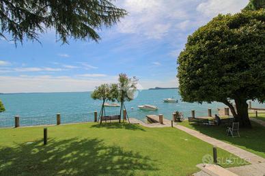MONOLOCALE A GARDONE RIVIERA