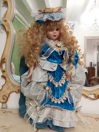 BAMBOLA IN PORCELLANA 