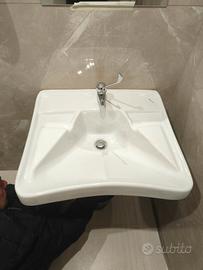 lavabo per disabili 