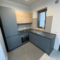  Cucina moderna angolare completa di elettrodomest