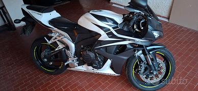 Honda CBR 600RR 2007 da vetrina !!!