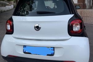 Smart four four bianca