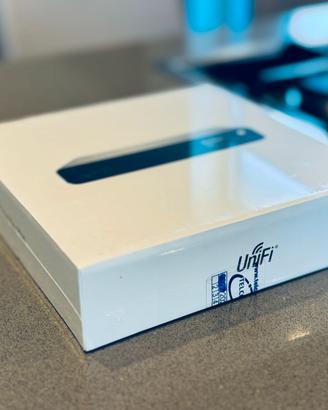 Ubiquiti Cloud Key Gen2 Plus UCK-G2-SSD UniFi