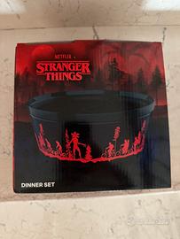 2 Dinner set Stranger Things