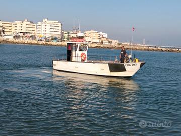Barca da pesca con licenza