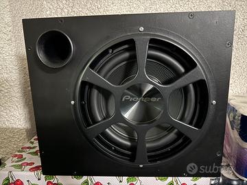 Subwoofer pioneer da 25cm con box e amplificatore