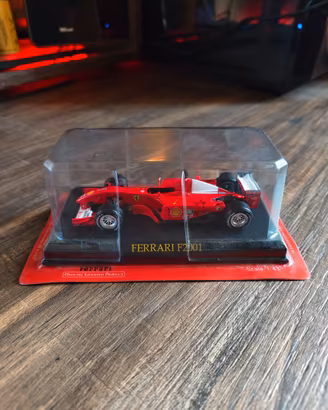 Ferrari scala 1: 43 set di  49 PZ.