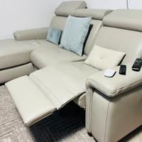 Divano Angolare In Pelle