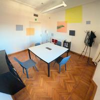 Stanza uso ufficio - Pieno centro