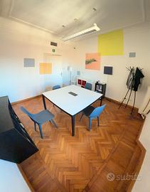 Stanza uso ufficio - Pieno centro