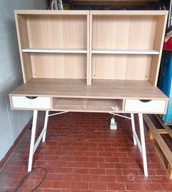 Scrivania Moderna con Cassetti - Design Scandinavo