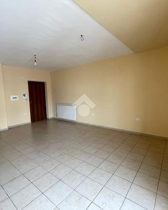 3 LOCALI A PIEDIMONTE SAN GERMANO