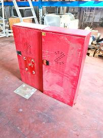 2 armadietti di sicurezza per antincendio usati