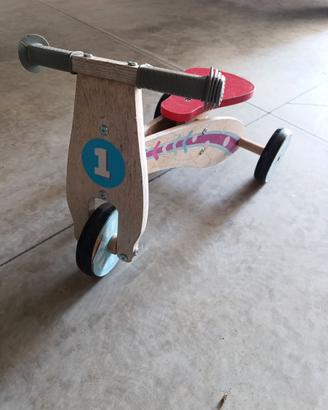 Triciclo in legno