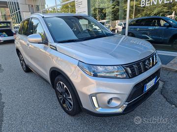 Suzuki Vitara 1.4 Hybrid Top