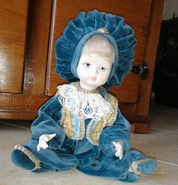 bambola in porcellana 