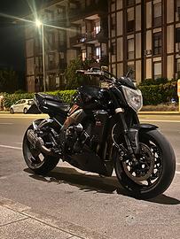Yamaha fz1 1000 r1