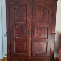 armadio in legno 