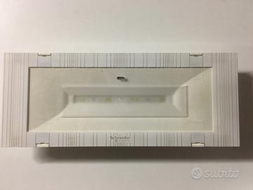 Lampada led di emergenza q