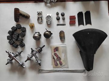 Vari pezzi e ricambi per bici d'epoca leggere bene