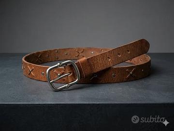 CINTURA IN PELLE VINTAGE CON BORCHIE