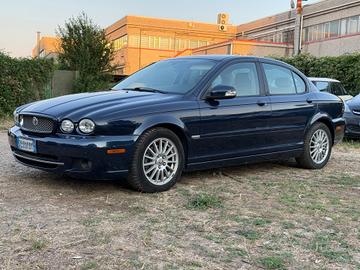 Jaguar X-Type 2.2D cat aut. Premium Luxury 90.000k