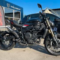 Benelli 752 S
