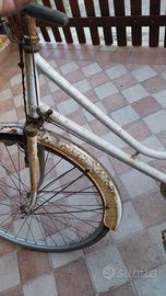 Bicicletta anni 90 con freni a bacchetta 