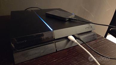 PS4 FAT + Joystick + Cavo + 1TB + 13 giochi