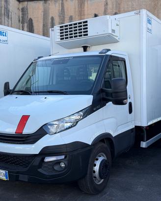 IVECO 60C15 ISOTERMICO CON GRUPPO FRIGO 8 BANCALI