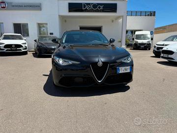 Alfa Romeo Giulia 2.2 Turbodiesel 210 CV AT8 AWD Q