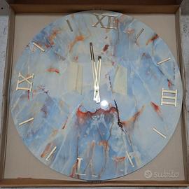 orologio di disign effetto marmo