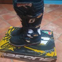 Stivali gaerne motocross 