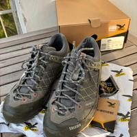Scarpe montagna Salewa misura 39