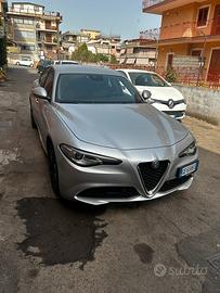 Alfa romeo Giulia 2.2 diese 180CV