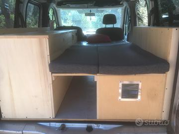 Ford Tourneo camperizzato. Aggiornamento