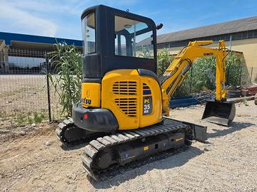 KOMATSU PC 35 MR